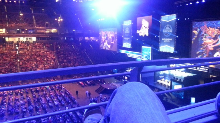 Picture taken from the VIP seating area with all the fun Twitch streamers and casters.